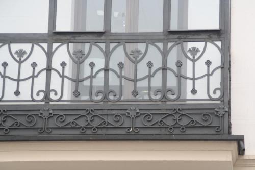 BALCONES